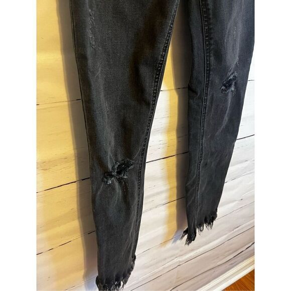 FREE PEOPLE Great Heights Washed Black Frayed Skinny Jeans 26 - Picture 6 of 8